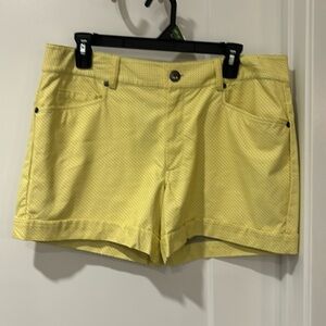 Women’s BCBGeneration yellow shorts Size 29 (NWT)